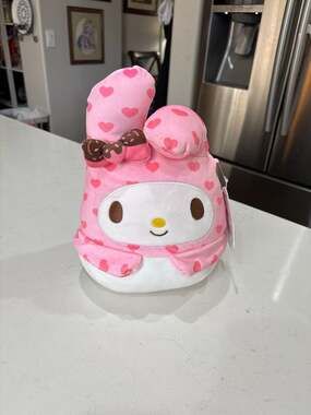 8" Squishmallows Sanrio My Melody Valentine's Day Heart Print Plush